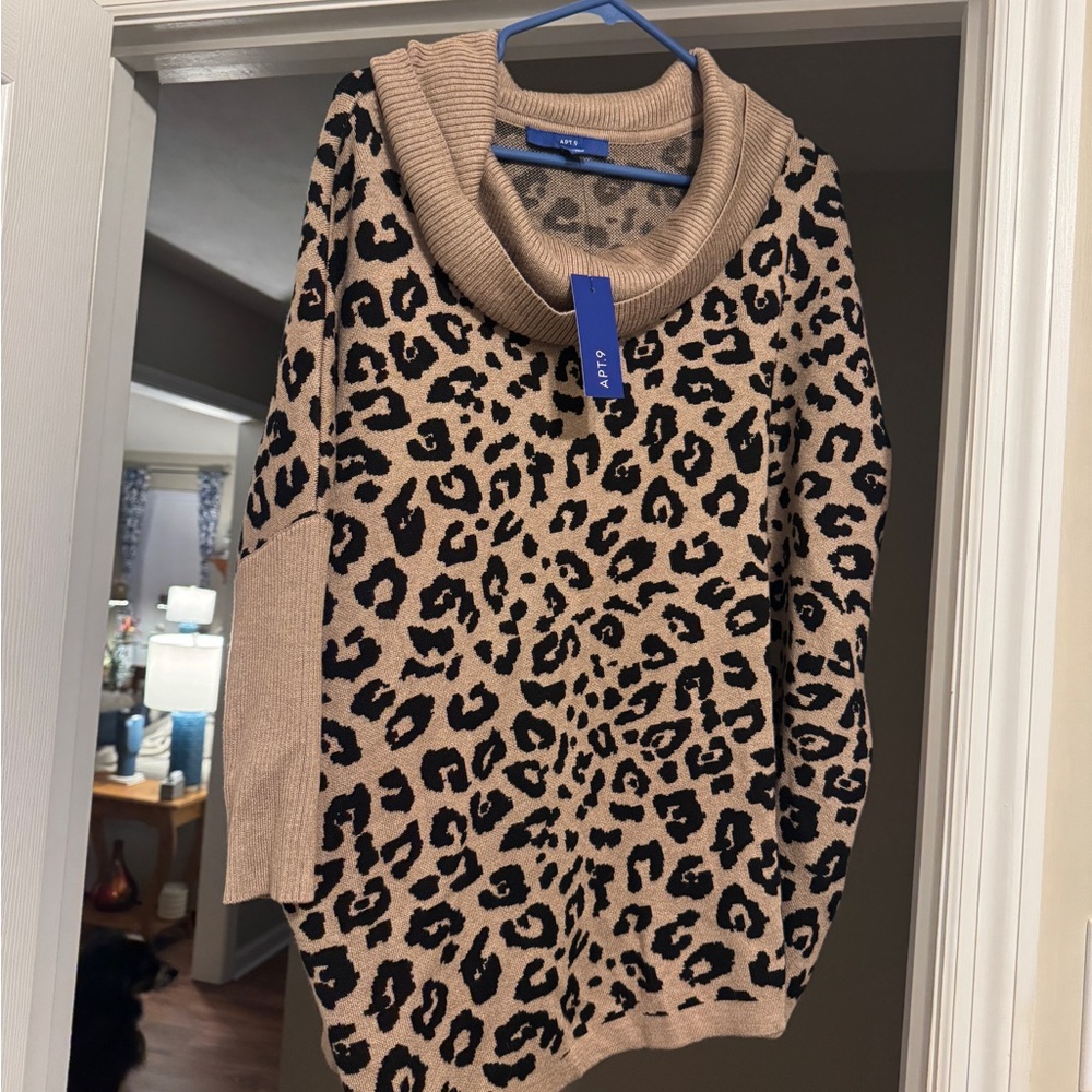 Apt. 9 Tan and Black Cowl Neck Sweater